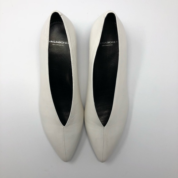 vagabond kitten heel